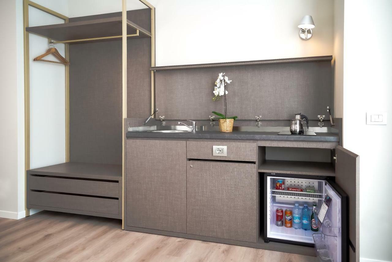 Sleep Tide Suites Milano Exterior foto